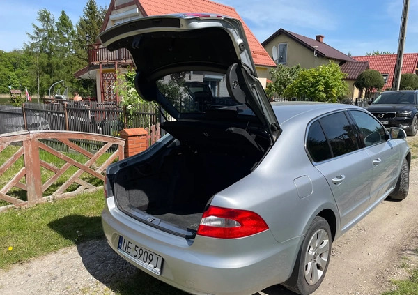 Skoda Superb cena 22900 przebieg: 274000, rok produkcji 2010 z Elbląg małe 211